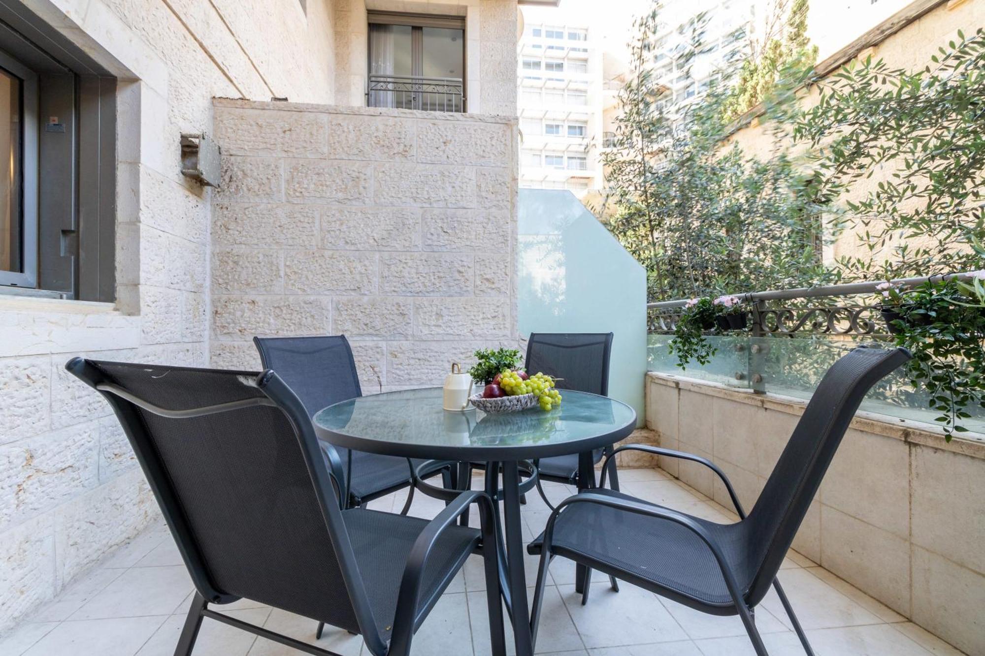 Kook Isrentals - Aparthotels In City Center Jerusalem Exterior photo